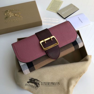 vi nu hang hieu burberry 3 16