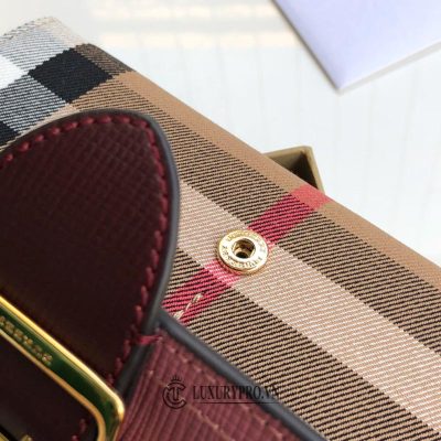 vi nu hang hieu burberry 5 15