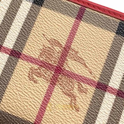 vi nu hang hieu burberry 8 9