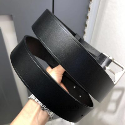 that lung prada nam gia re 1