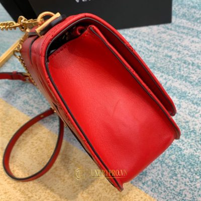 tui deo cheo nu versace 4