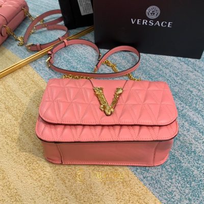 tui deo cheo versace 7 4