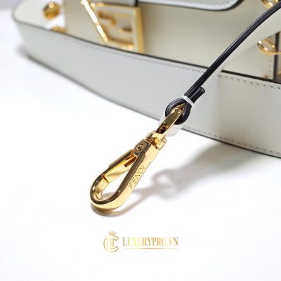 tui versace hang hieu 6 3