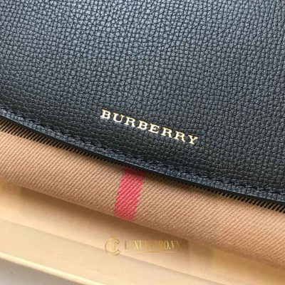 vi burberry nu chinh hang 1 1