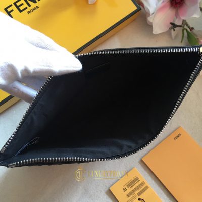 clutch fendi nam 7 1