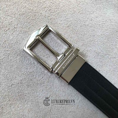 day nit burberry fake 2 2