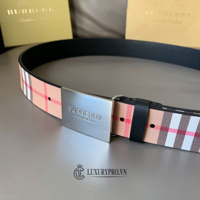 day nit burberry fake 5