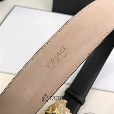 day nit versace 3 19