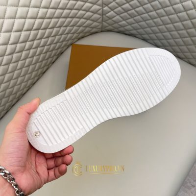 giay burberry sneaker 2 2