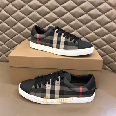 giay burberry sneaker nam chinh hang 5