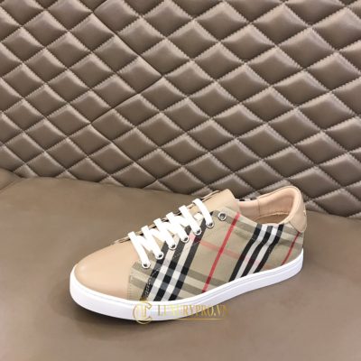 giay burberry sneaker nam gia re 1 2