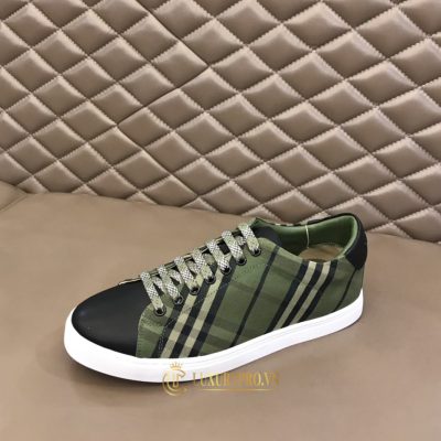 giay burberry sneaker nam gia re 1 3