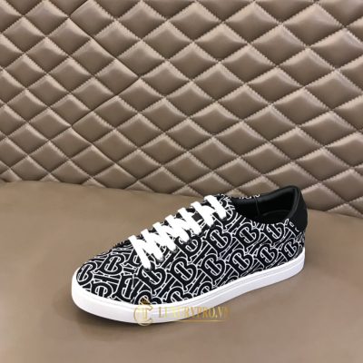 giay burberry sneaker nam gia re 4