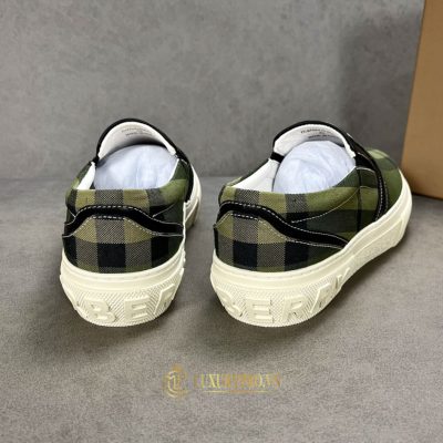 giay slip on burberry nam 1 1