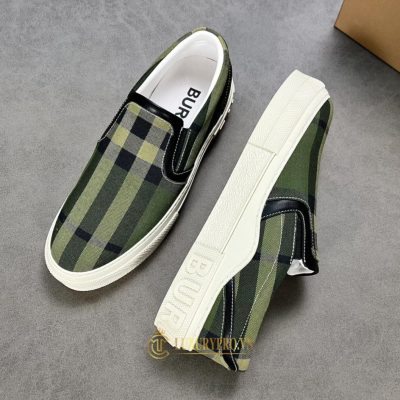 giay slip on burberry nam 4 1