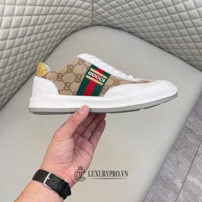 giay sneaker gucci 3 5