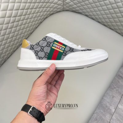 giay sneaker gucci 4 4