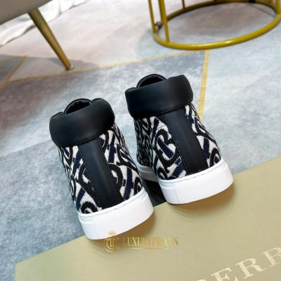 giay the thao burberry hang hieu 2 1