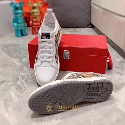 giay the thao burberry nam 8