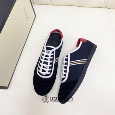sneaker gucci luxury 4 4