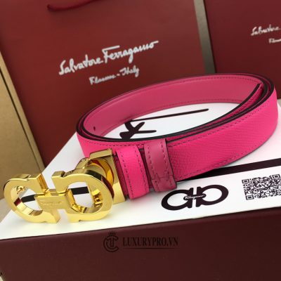 that lung nu salvatore ferragamo 4