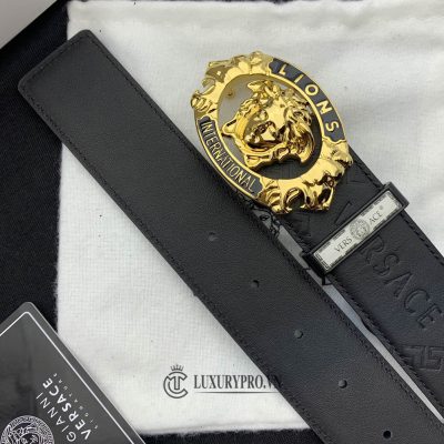 that lung versace 2 4