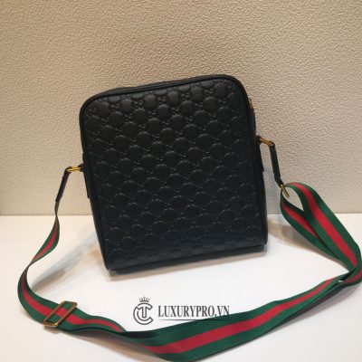 tui deo cheo gucci 5