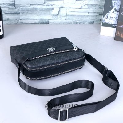 tui deo cheo gucci gia re 2 1