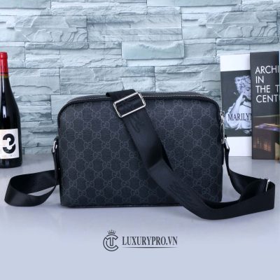 tui deo cheo gucci gia re 4 3