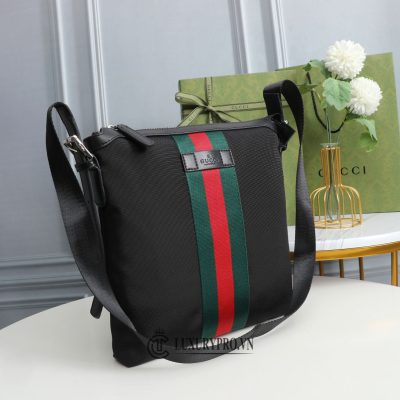 tui deo cheo gucci nam 1 2