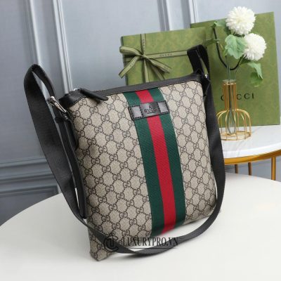tui deo cheo gucci nam 3