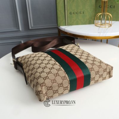 tui deo cheo gucci nam 4 3