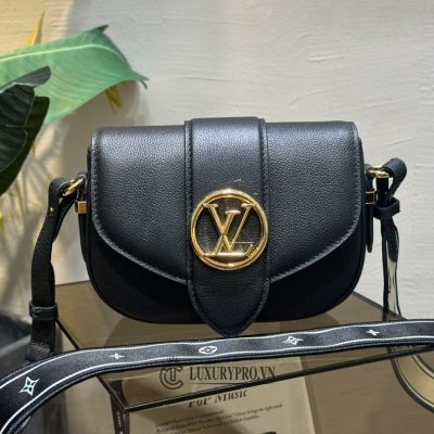 Túi đeo chéo Louis Vuitton nữ