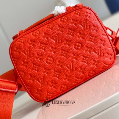 tui lv nu chinh hang 8