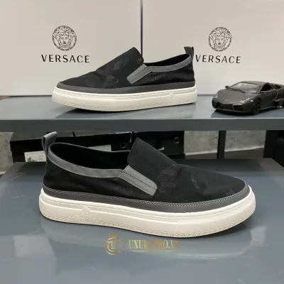 slip on versace 1