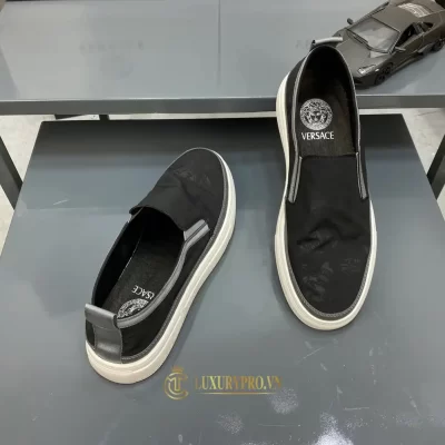 slip on versace 5