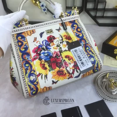 tui dolce gabbana 4 8