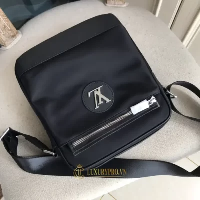 Túi nam LV đeo chéo màu đen sang trọng phiên bản cao cấp tui lv nam 5 2