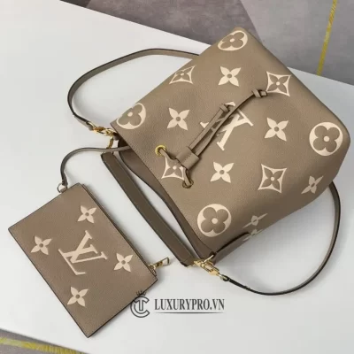 tui xach louis vuitton 1 2
