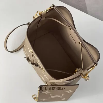 tui xach louis vuitton 6 2