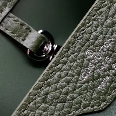 tui xach lv chinh hang 8