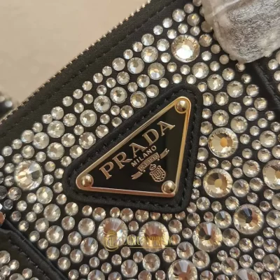 tui xach prada milano 4