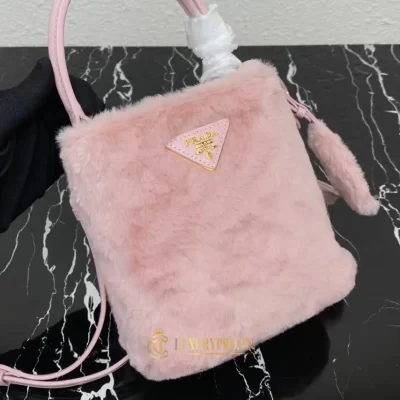 tui xach prada milano 6 3