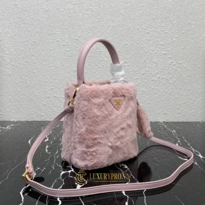 tui xach prada milano 7 3