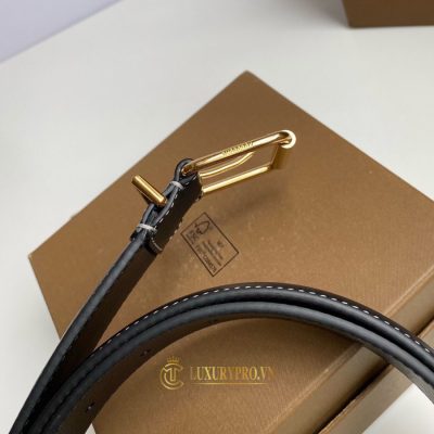 day nit burberry 2 1