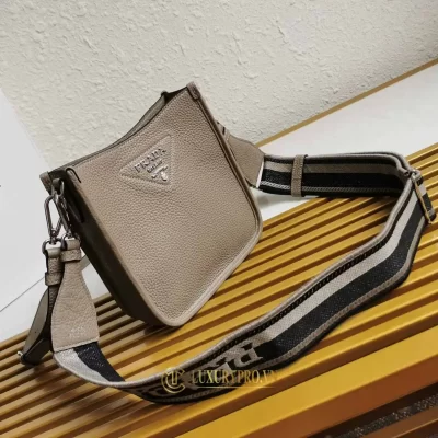 tui deo cheo prada nu chinh hang 2 3