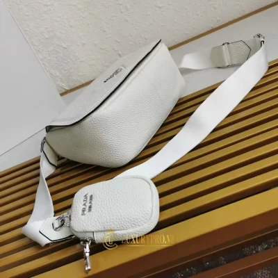 tui deo cheo prada sieu cap 2