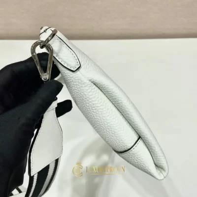 tui deo cheo prada sieu cap 3 2