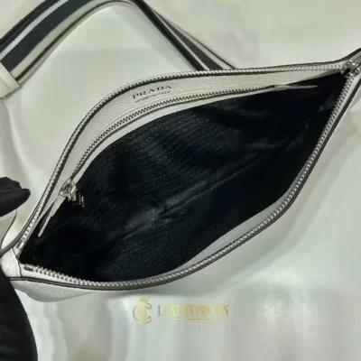 tui deo cheo prada sieu cap 4 2