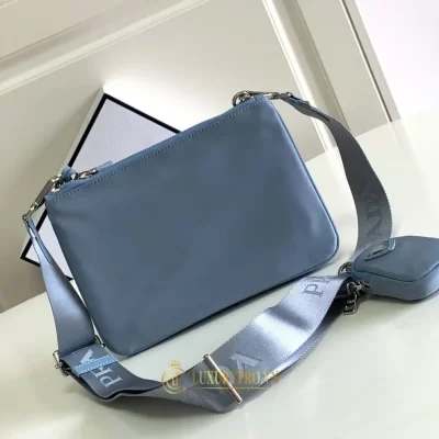 tui deo cheo prada super fake 1 2